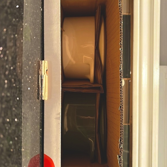 Brocc your Body ! Mini Round Ceramic Cocotte Set: New in Box! - Picture 3 of 3